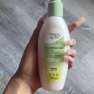 illuminating facial cleanser